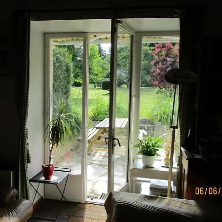 Character House 280 Garden 1500 Villa Beautheil-Saints