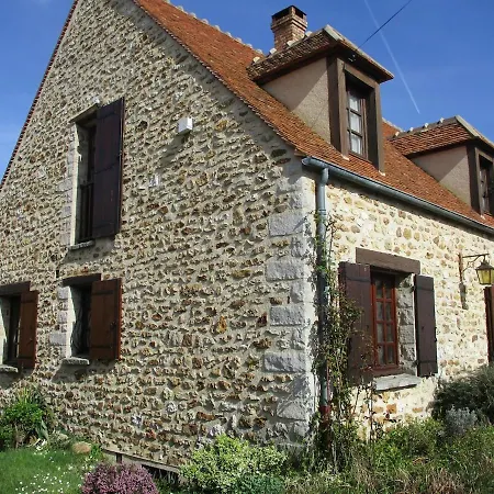 Character House 280 Garden 1500 Villa Beautheil-Saints