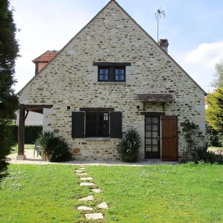 Character House 280 Garden 1500 Villa Beautheil-Saints