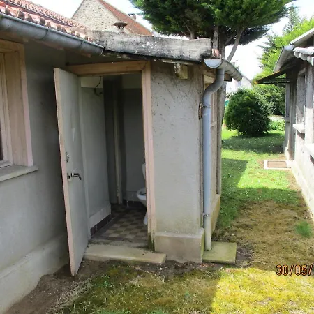 Βίλα Character House 280 Garden 1500